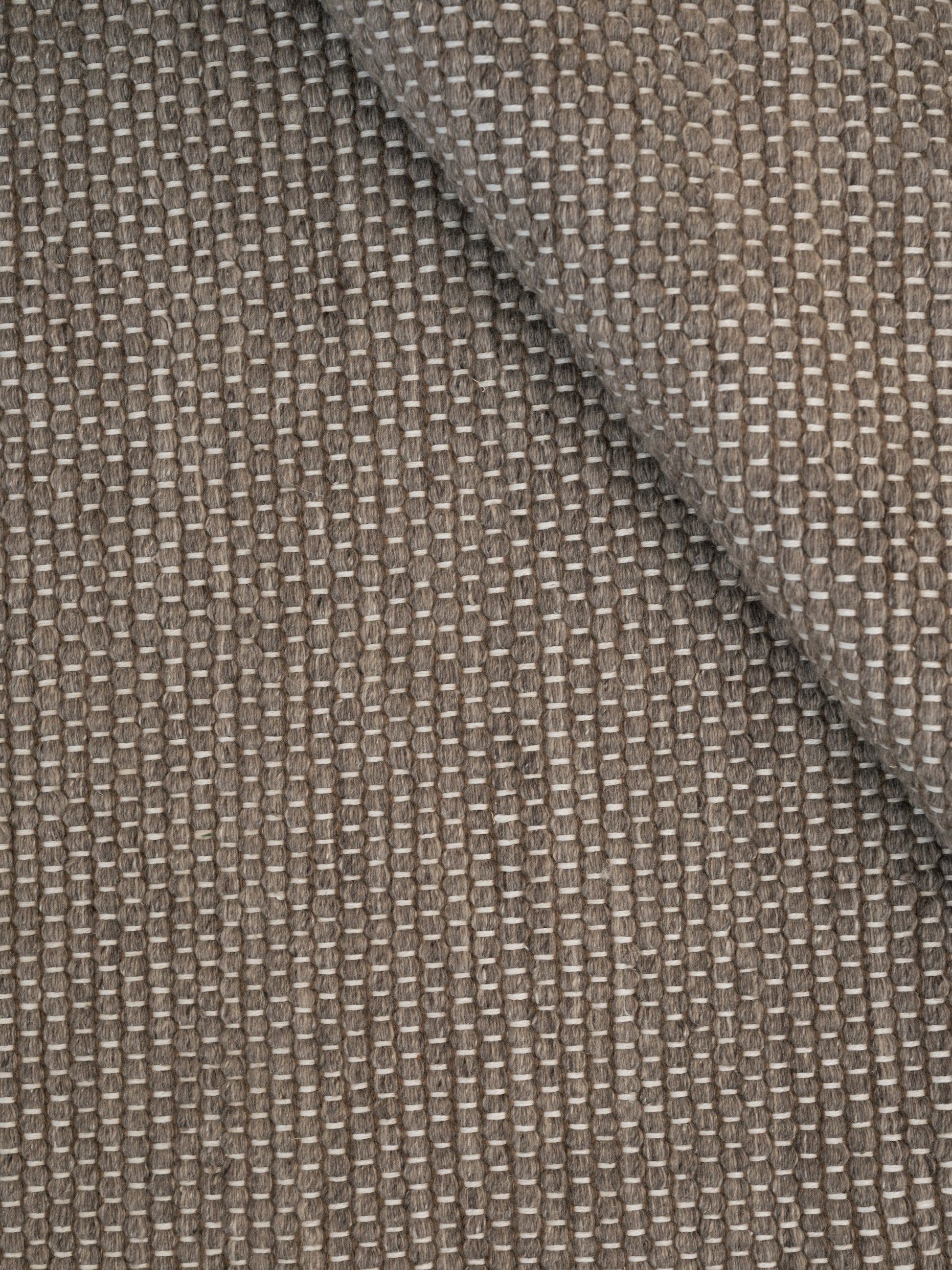 Adonic Mist - 200/300 - Earth