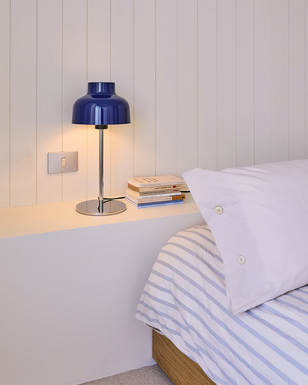 M64 Table Lamp