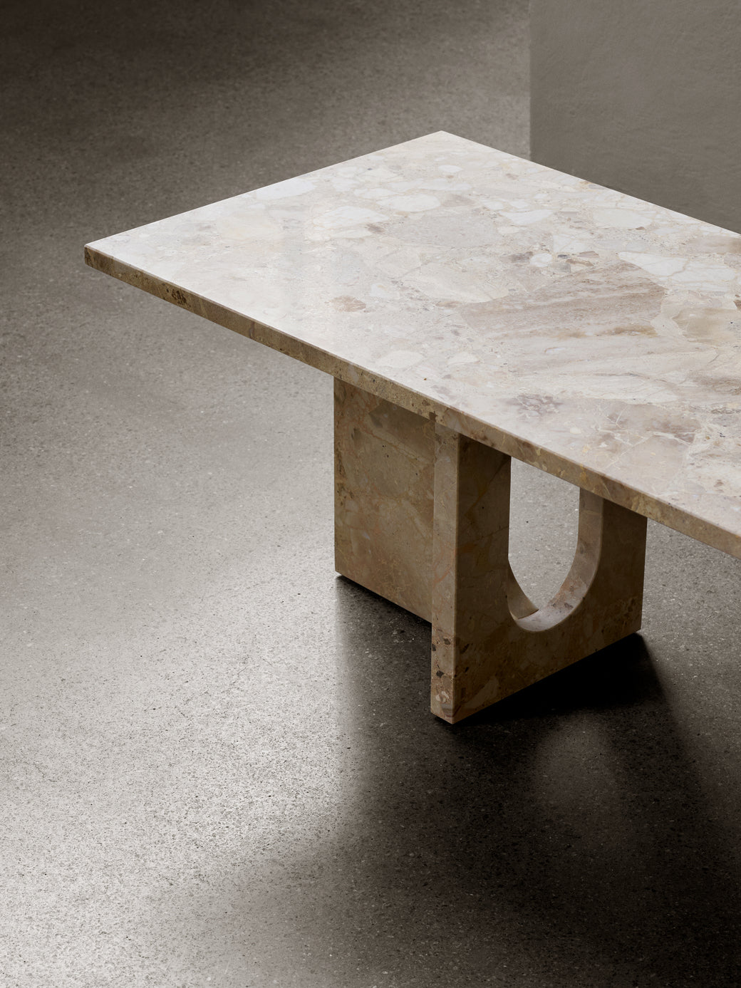 Androgyne Lounge Table | Stone - Marble