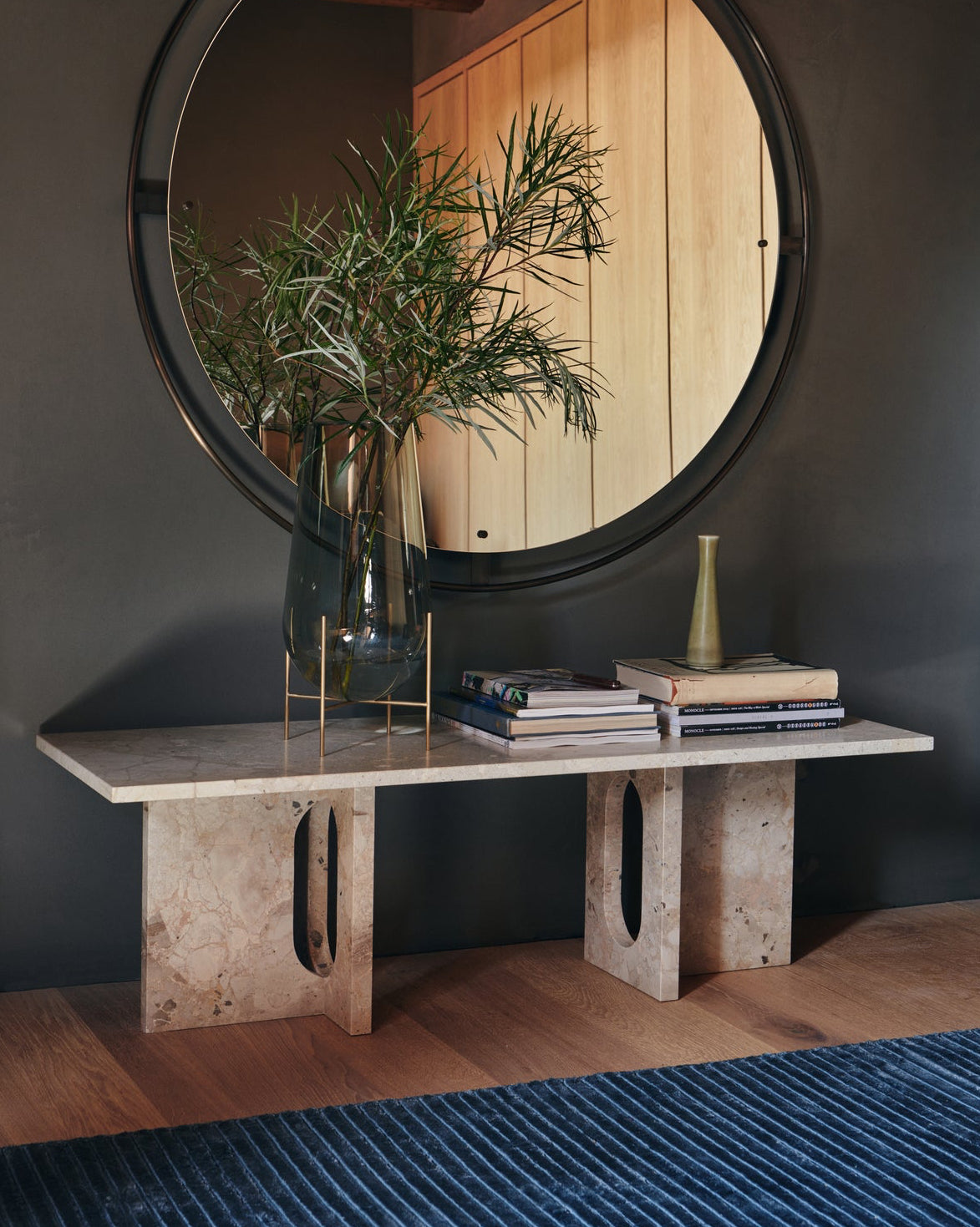 Androgyne Lounge Table | Stone - Marble