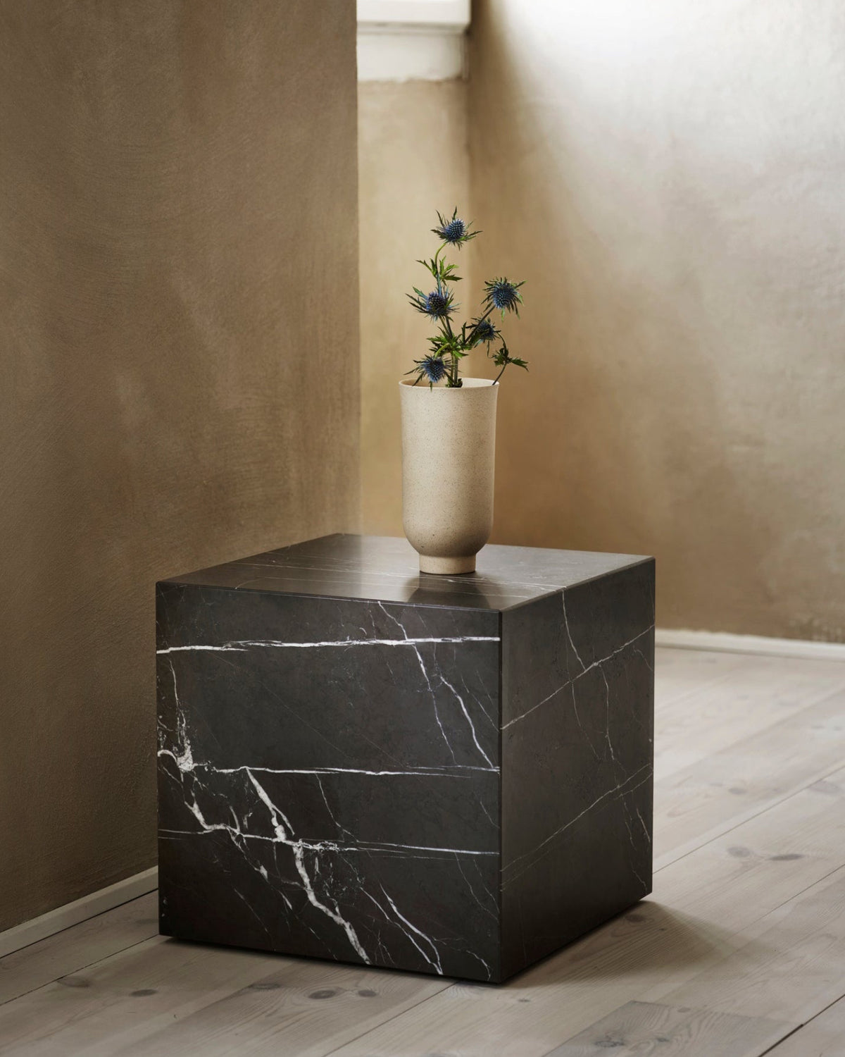 Plinth Cubic