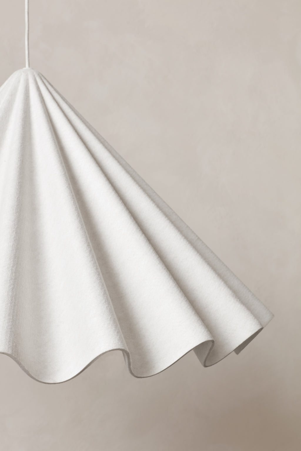 Dancing Pendant Lamp