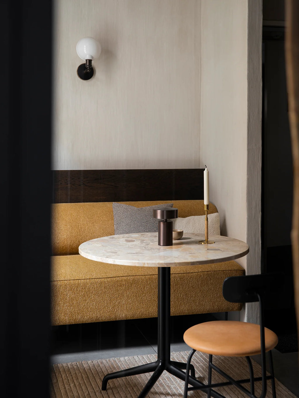 COLUMN TABLE LAMP, PORTABLE / Bronzed Aluminium