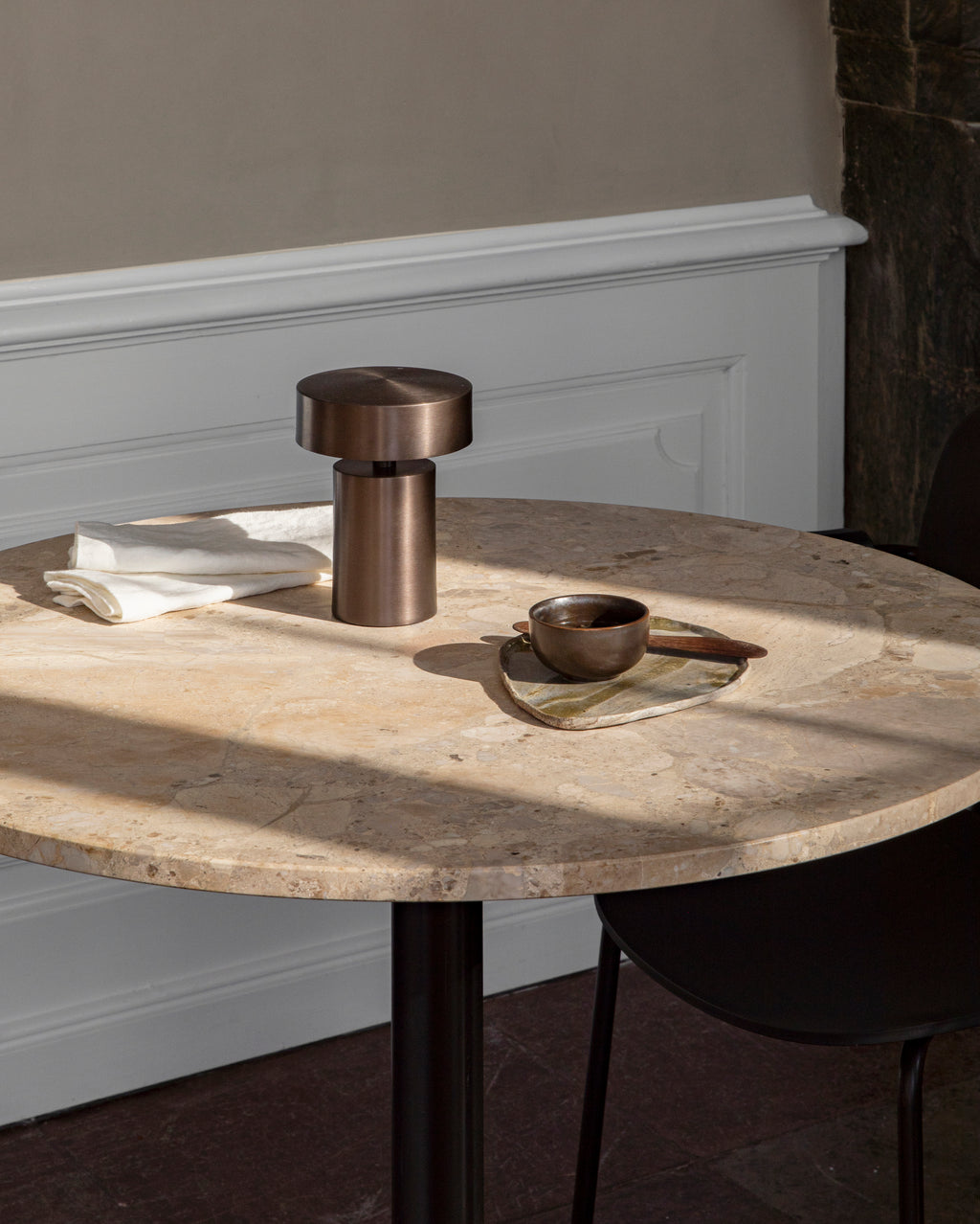 COLUMN TABLE LAMP, PORTABLE