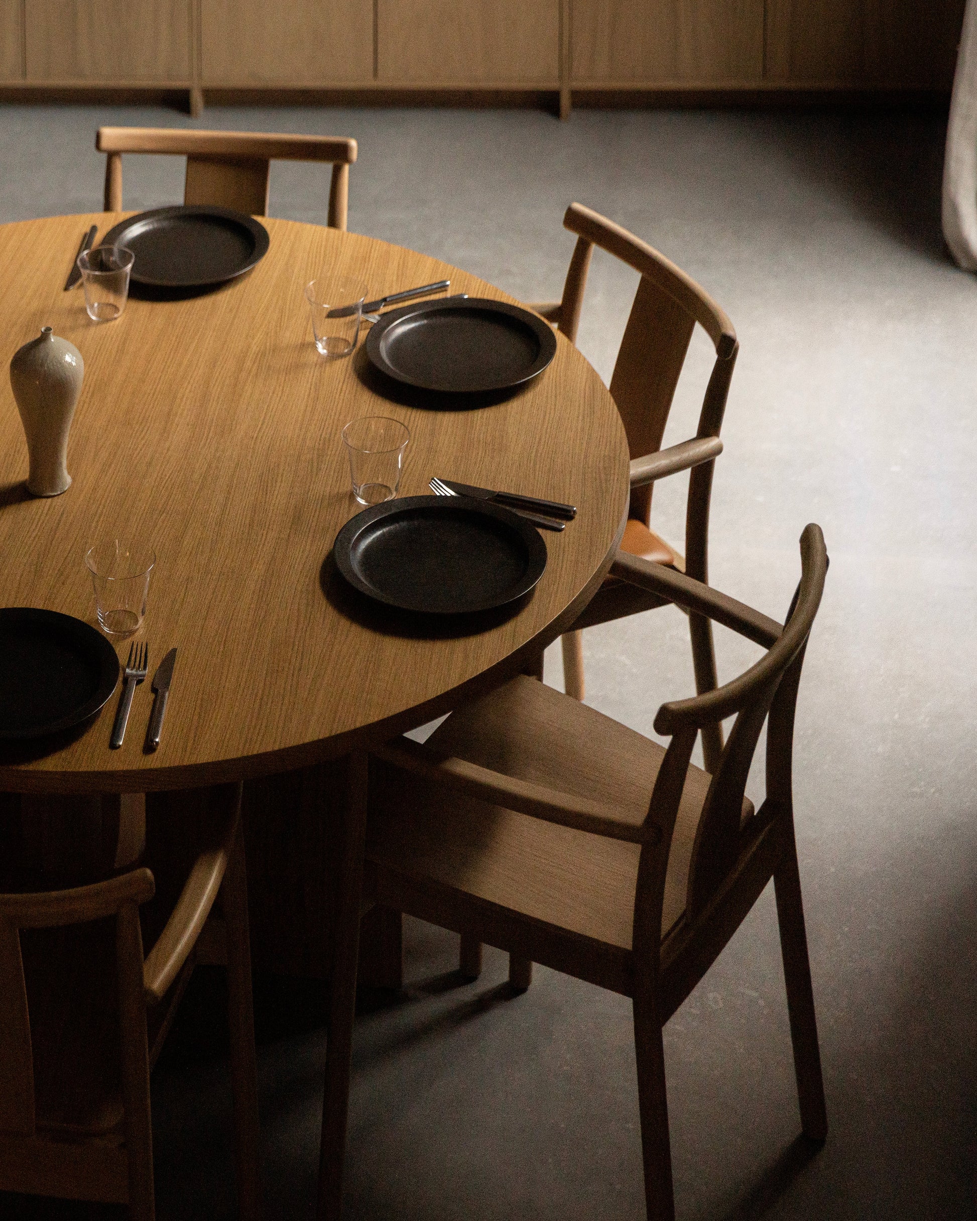 Androgyne Dining Table | Round