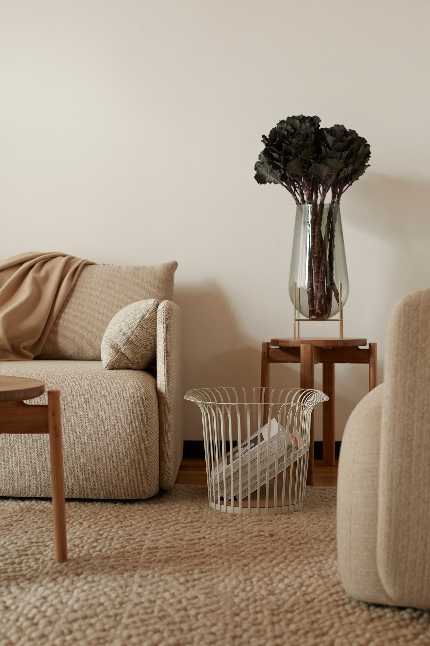 Passage Stool