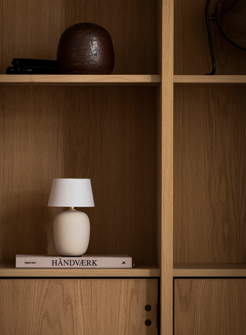 TORSO TABLE LAMP, PORTABLE