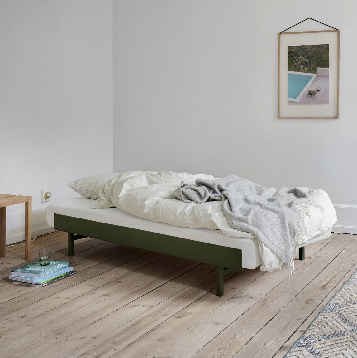 Bed 90 – 180 cm (Low)