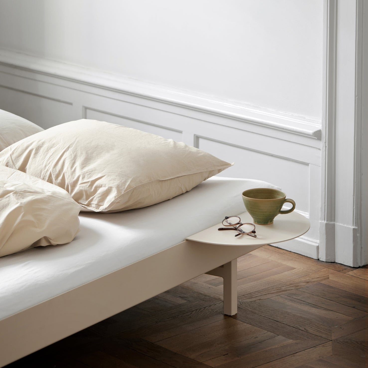 Bed 90 – 180 cm (Low)