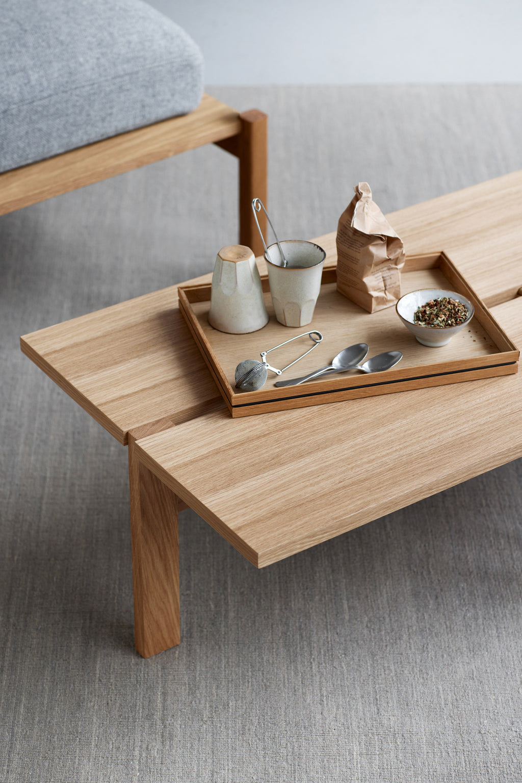 Rectangular Coffee Table / 115 cm