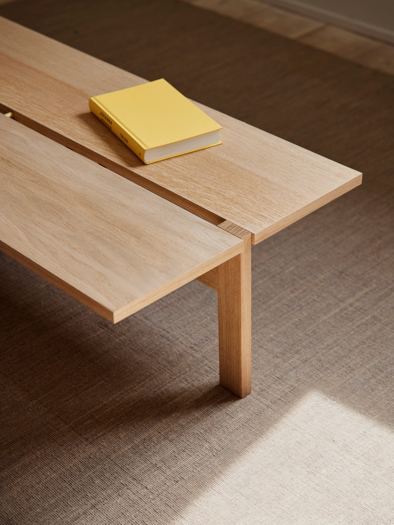 Rectangular Coffee Table / 115 cm