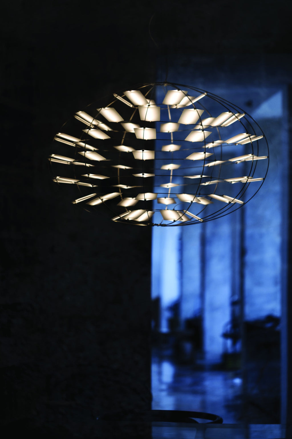 Chloris Pendant