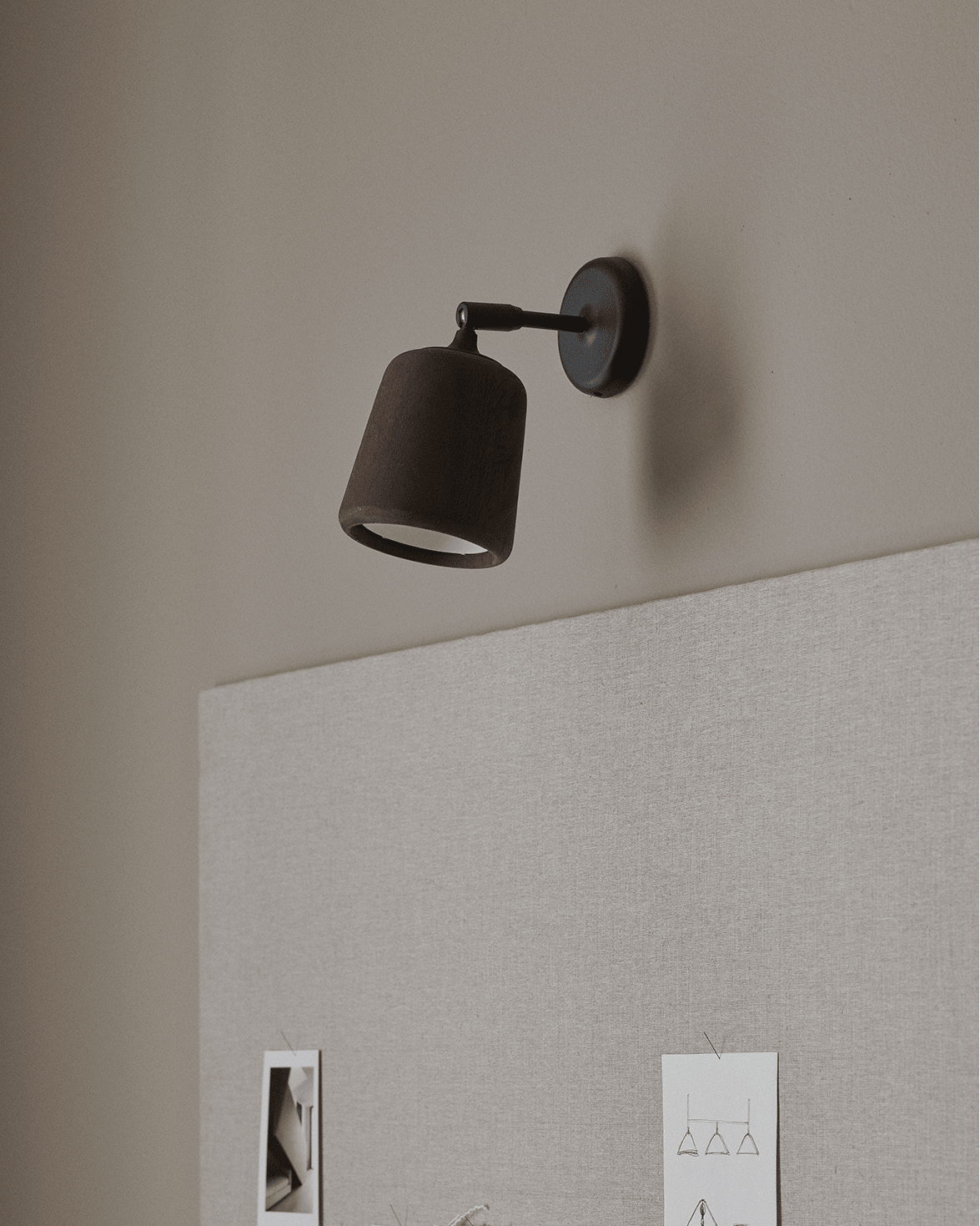 Material Wall Lamp