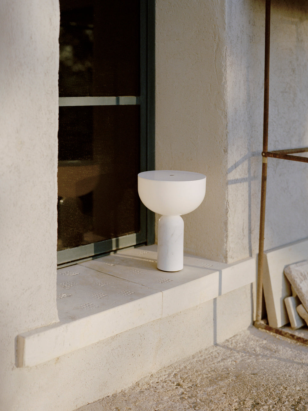Kizu Table Lamp | Portable