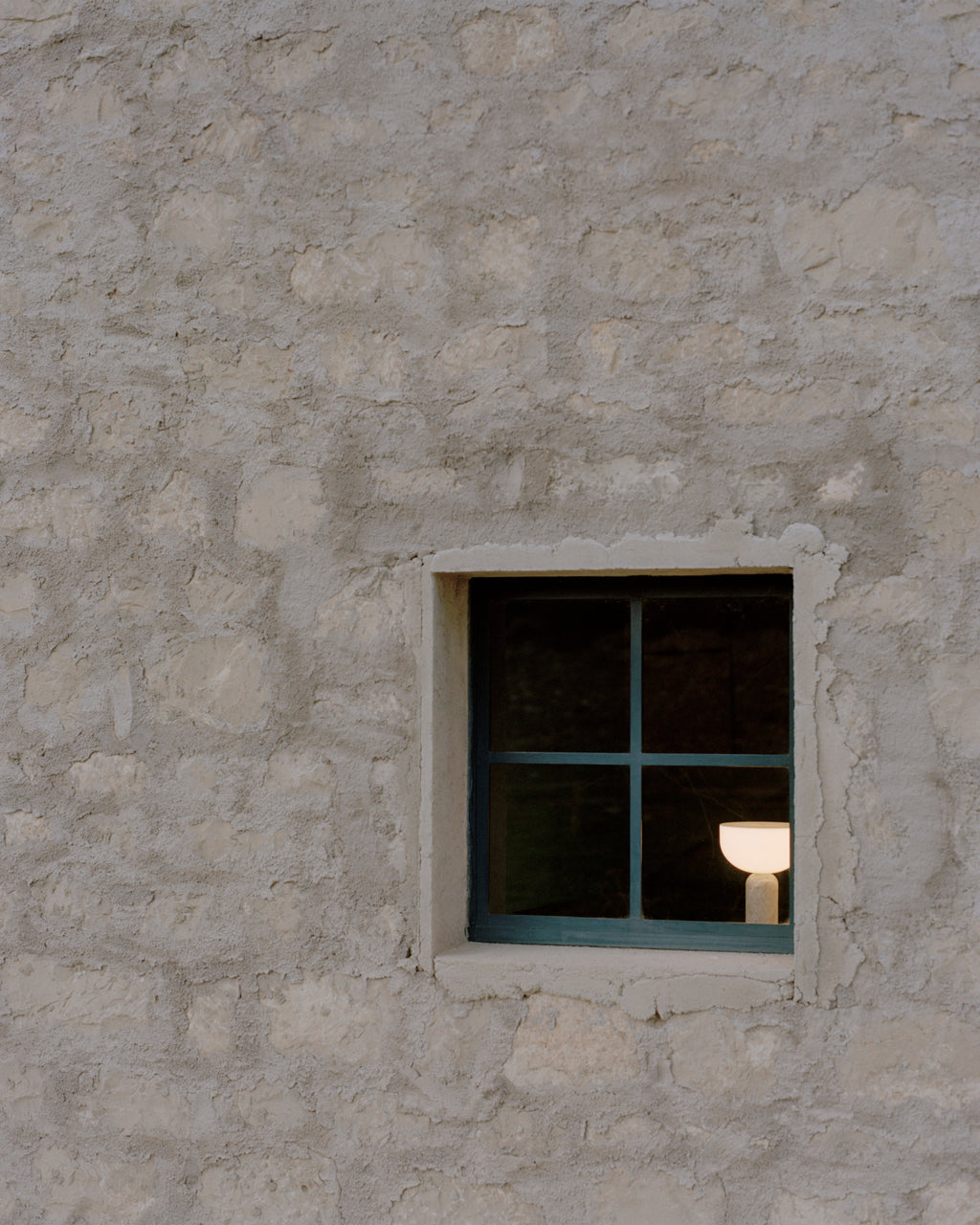 Kizu Table Lamp | Portable