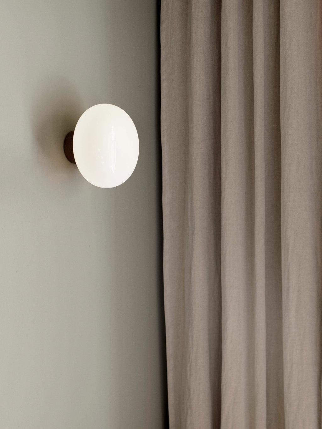 Karl-Johan Wall Lamp