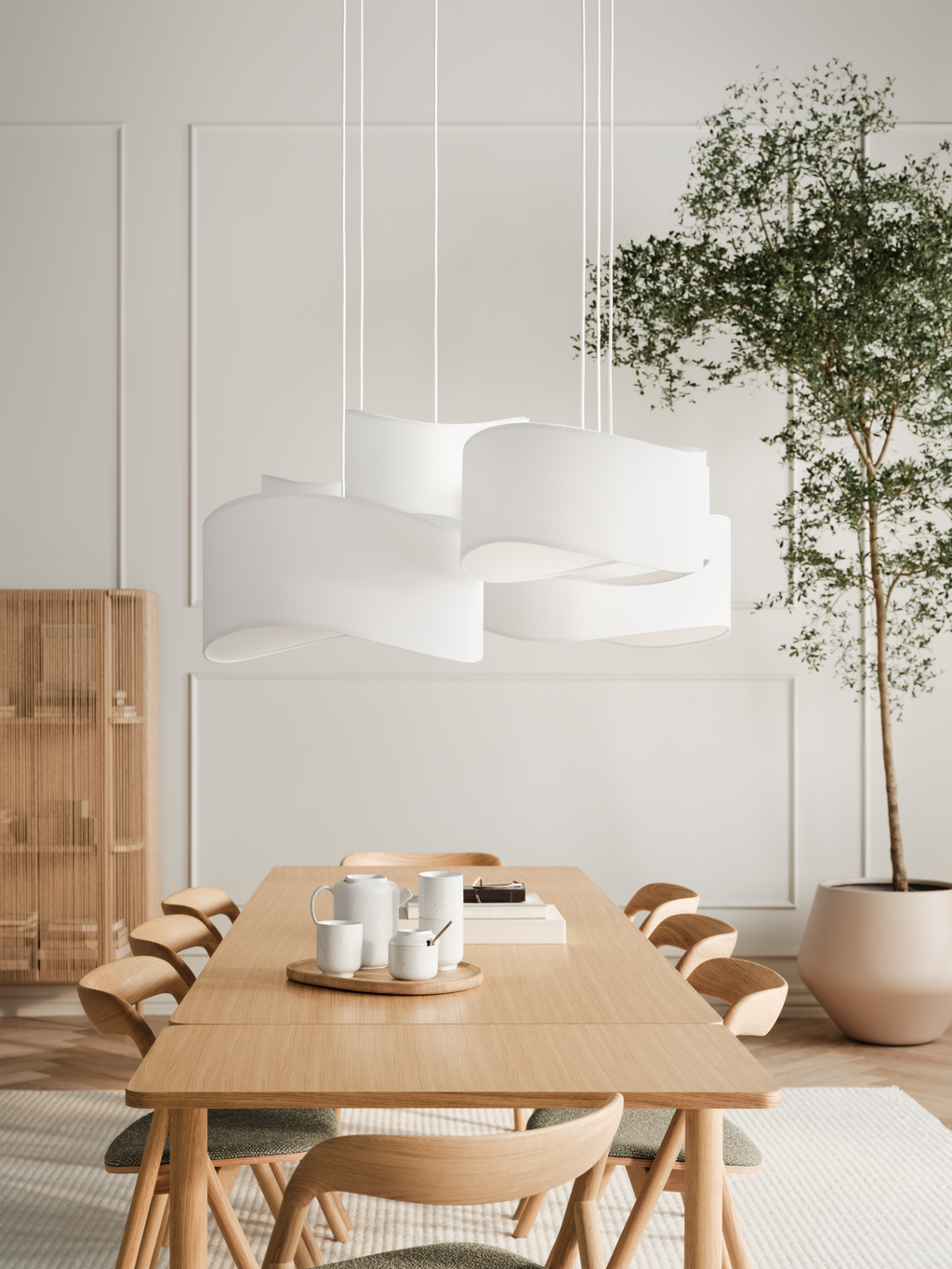 Pana Dining Table