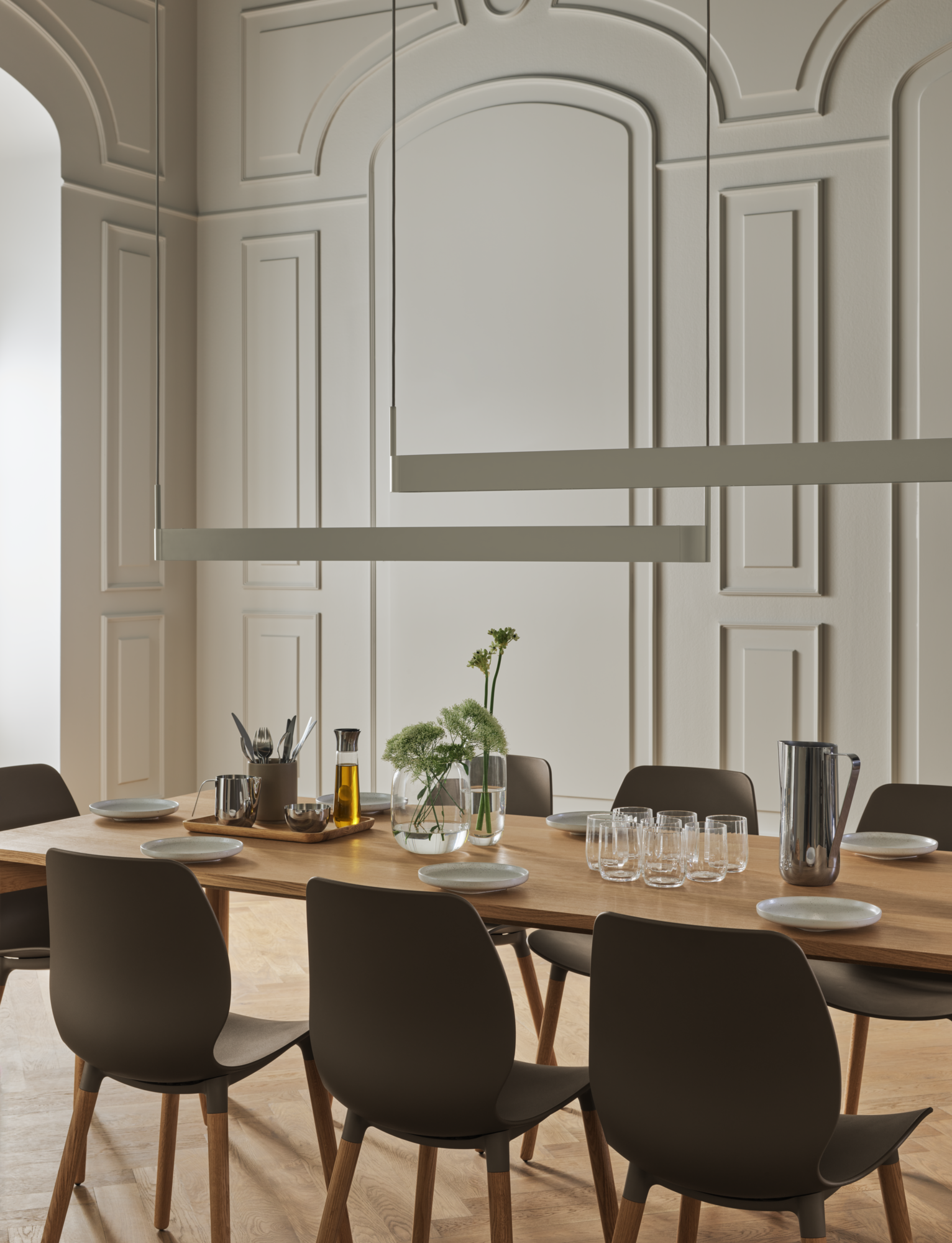 Pana Dining Table