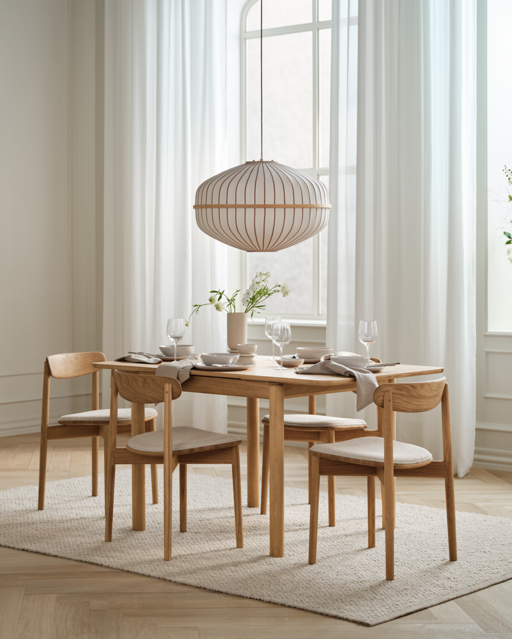 Ronya Dining Table