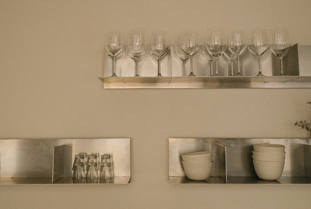 RIVET SHELF | ALUMINIUM | LARGE