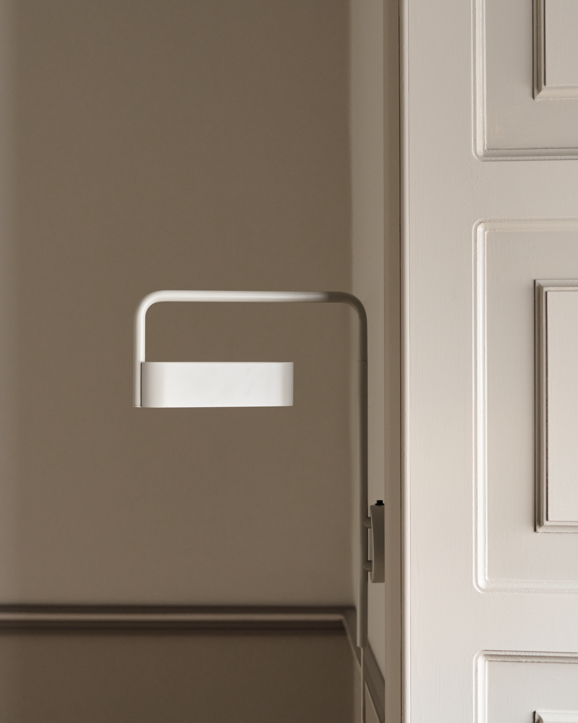 Scribe Wall Lamp