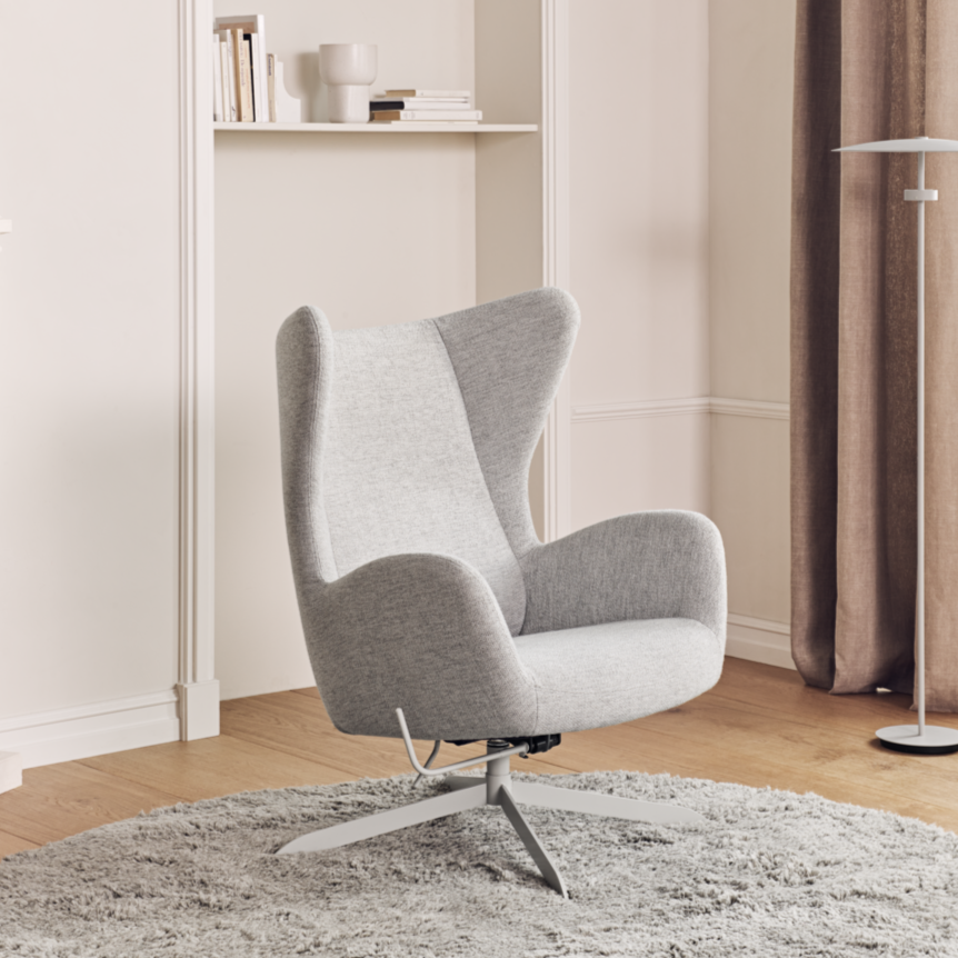 Solo Armchair