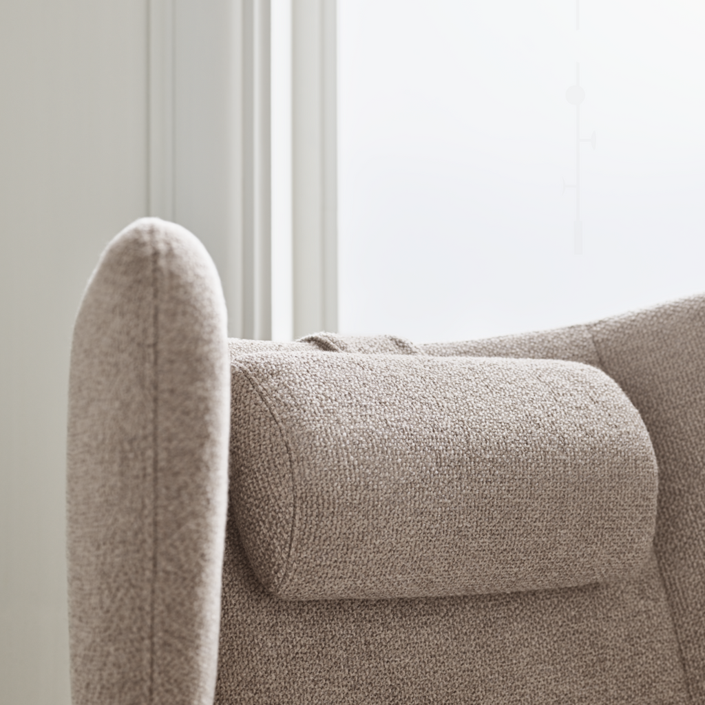 Solo Armchair