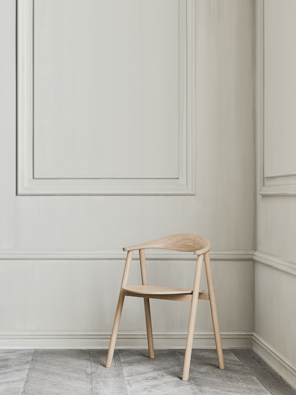 Swing Dining Chair