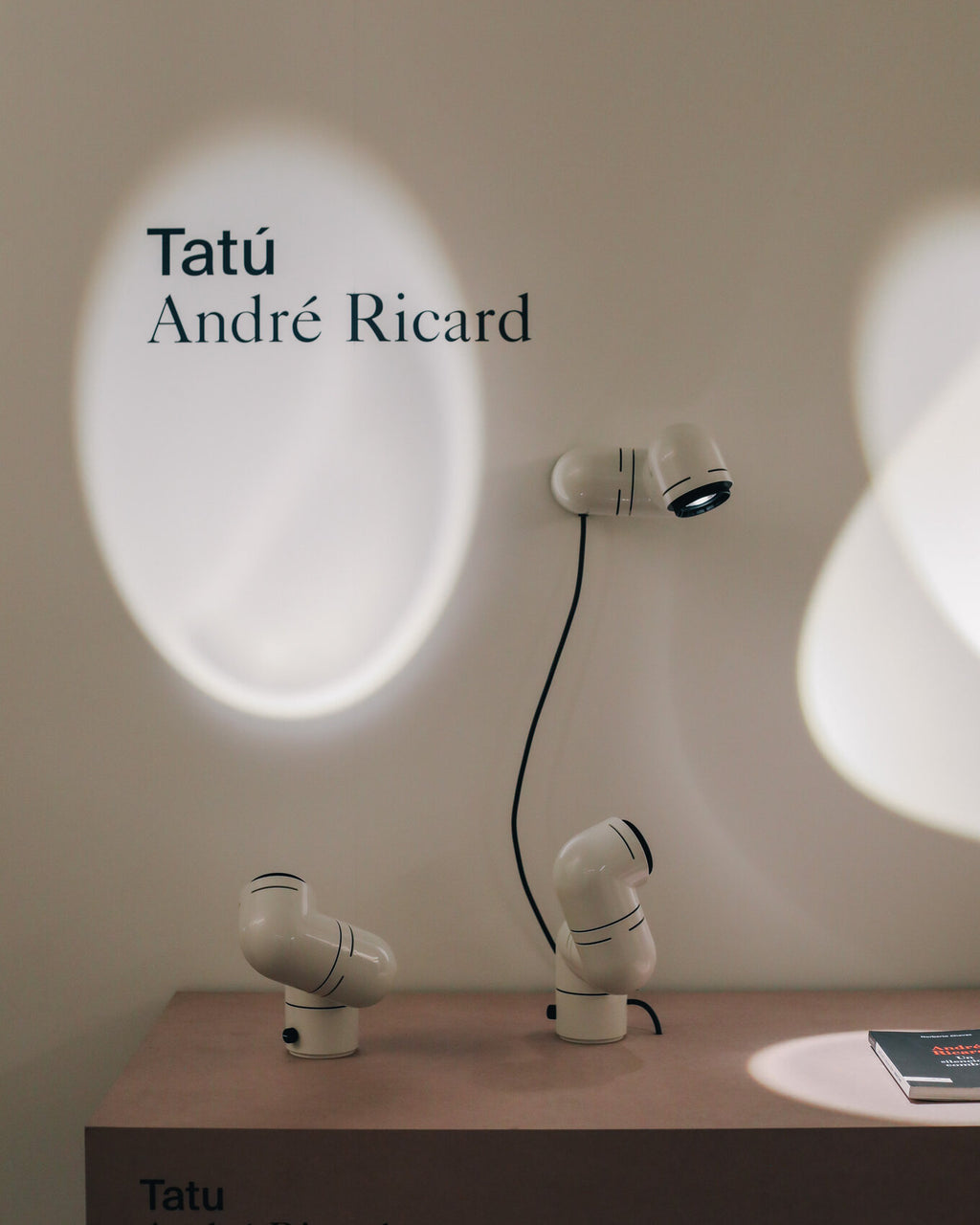 Tatu Table Lamp
