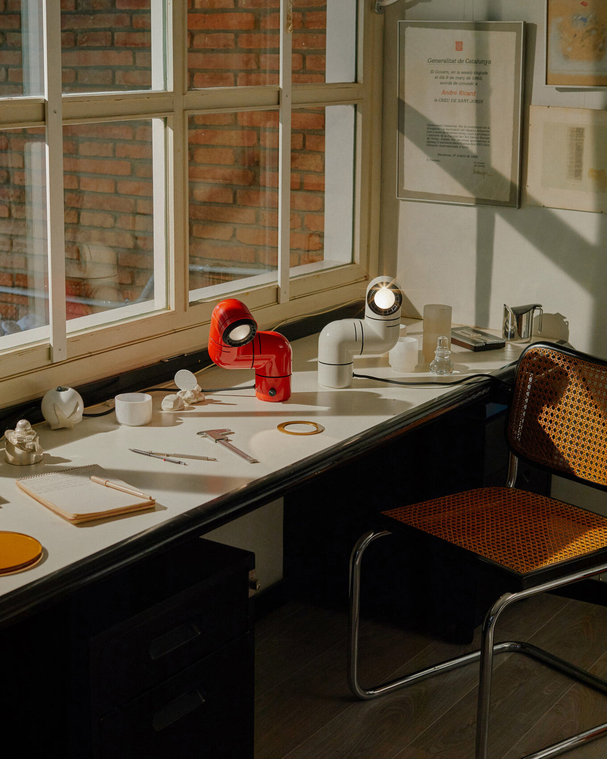 Tatu Table Lamp