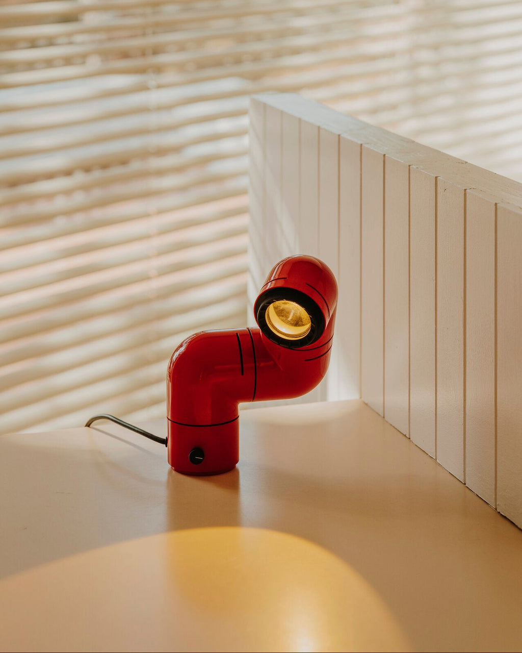 Tatu Table Lamp
