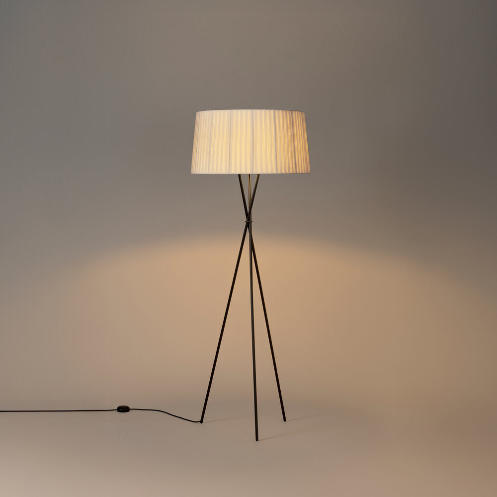 Trípode Floor Lamp