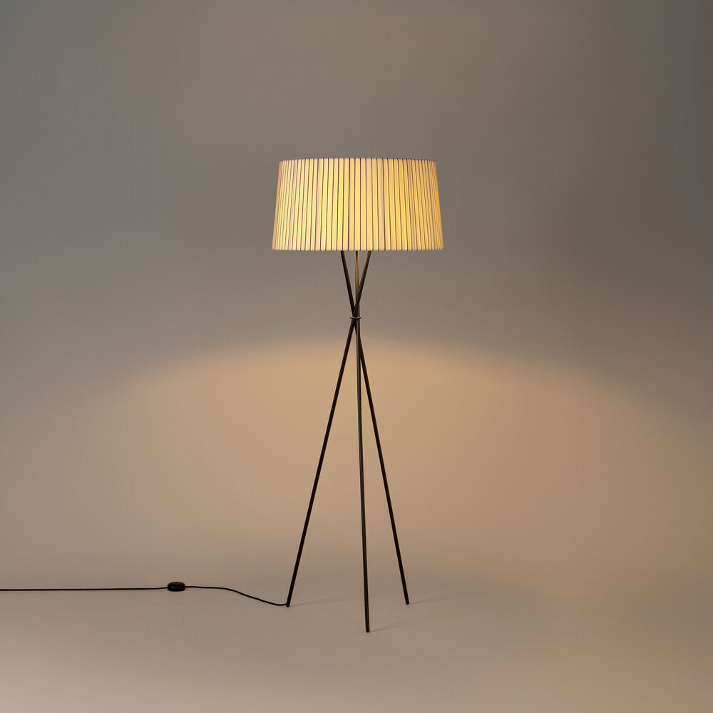 Trípode Floor Lamp