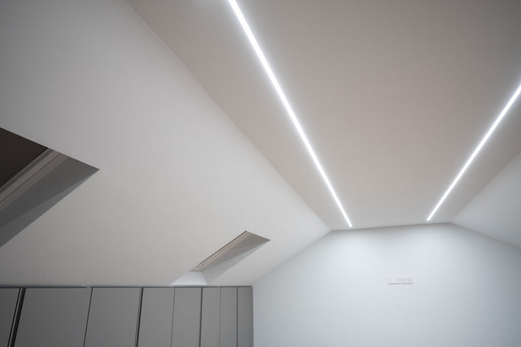Slackline Regular | Linear Light