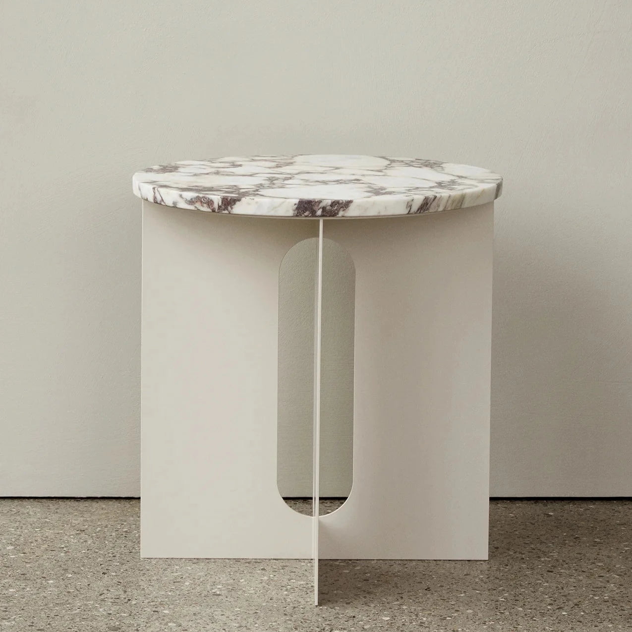 AUDO - ANDROGYNE SIDE TABLE / Ø40