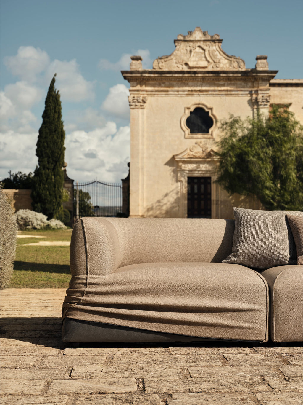 Arke Garden Sofa, 2 modules - 180 x 95 cm