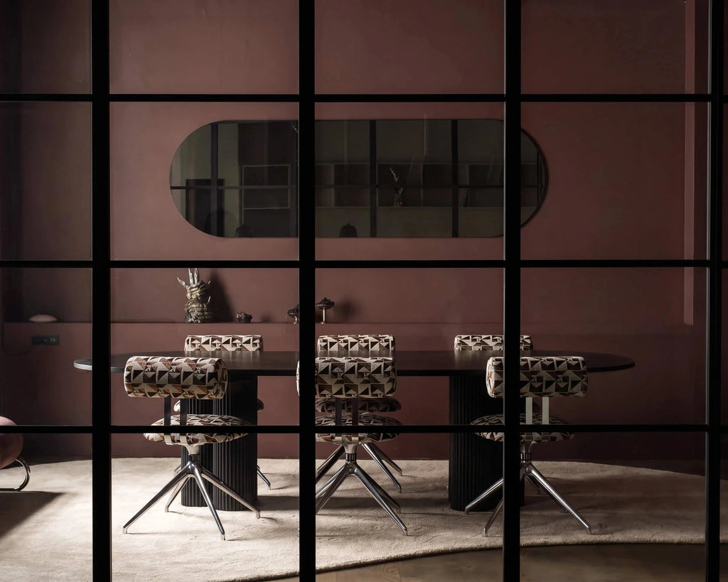 Langue Chair | Work - 4 Star