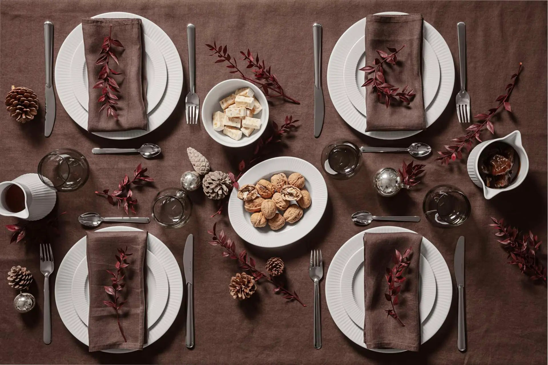 LEGIO NOVA FLATWARE - 16 PCS.