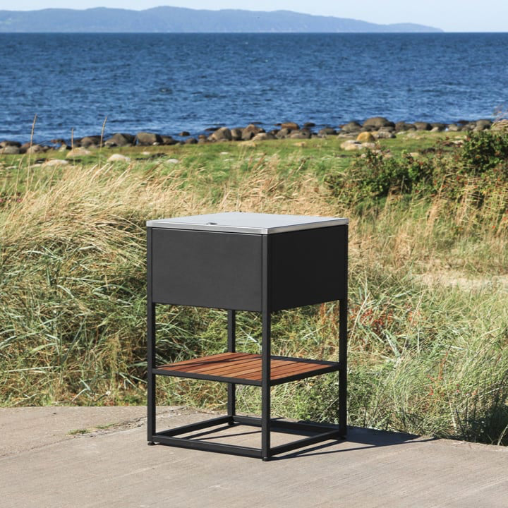 Free-standing corner module