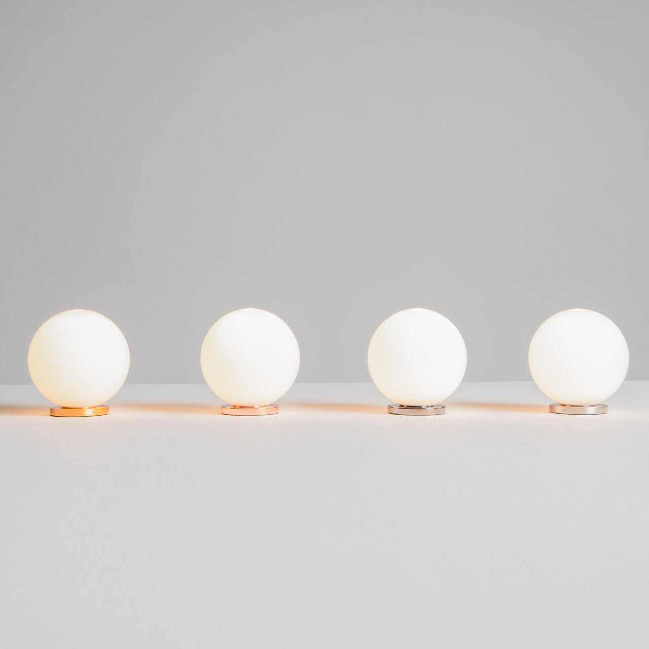 FontanaArte Pallina (Sphere light)