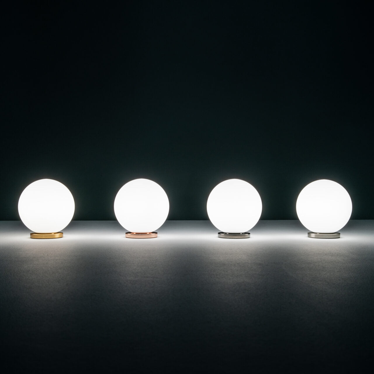 FontanaArte Pallina (Sphere light)