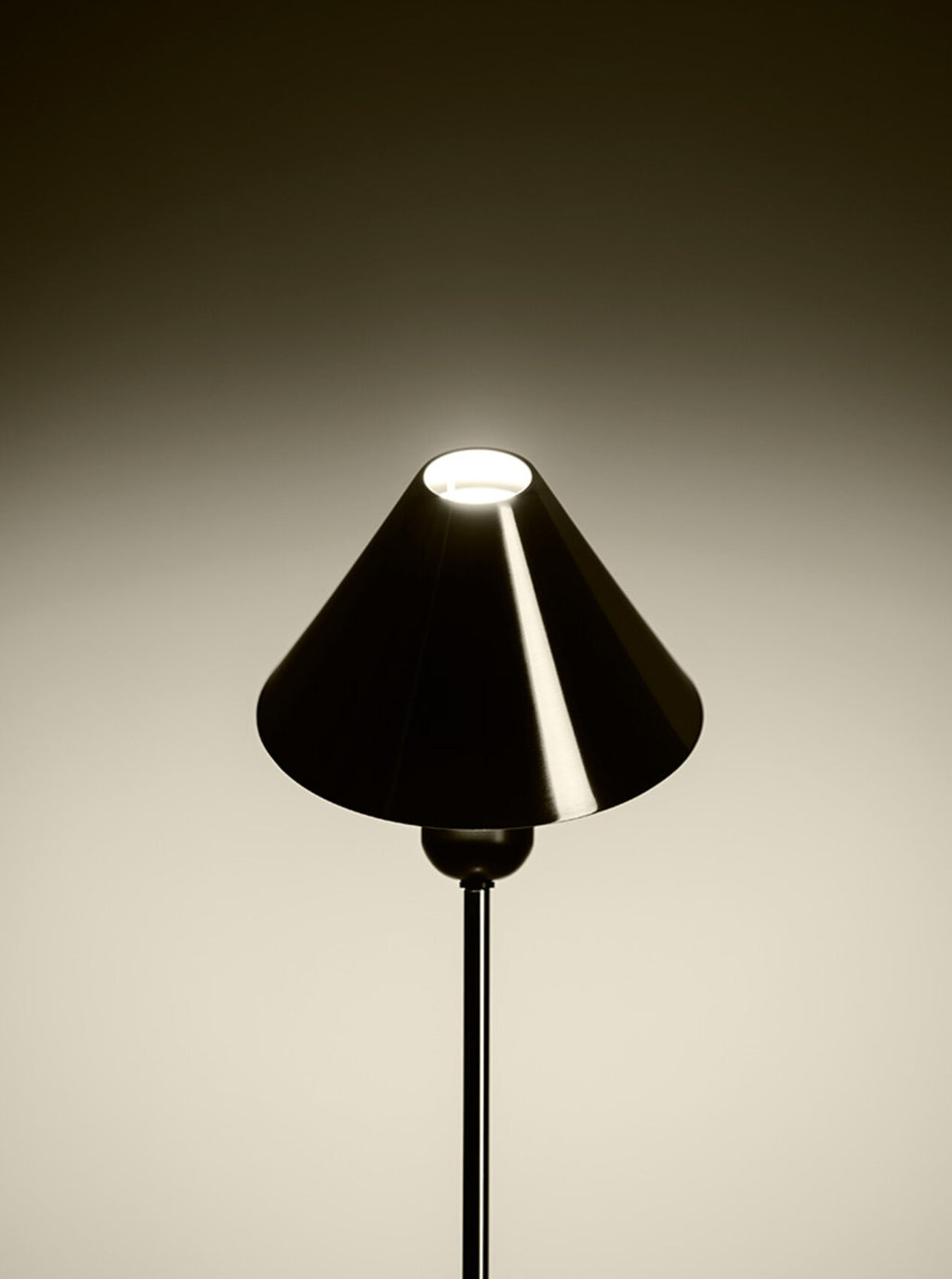 Gira Table Lamp
