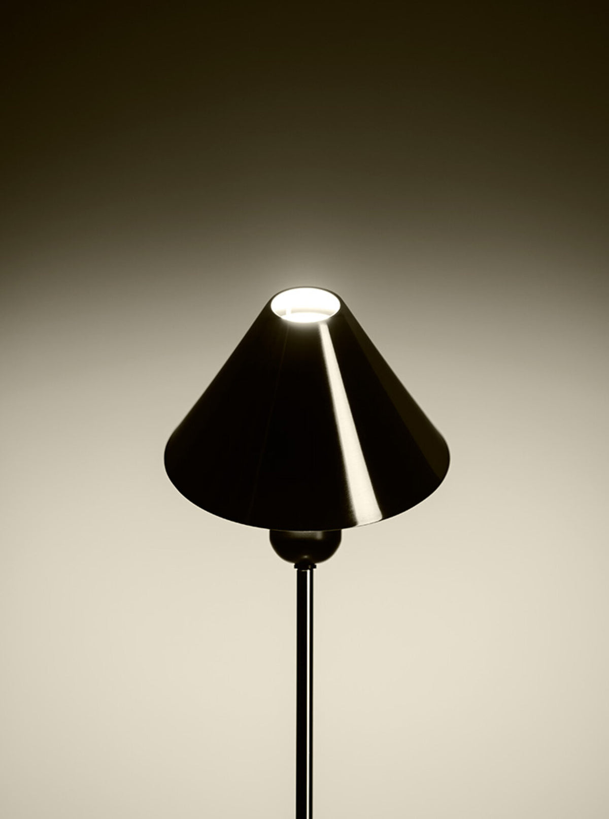 Gira Table Lamp