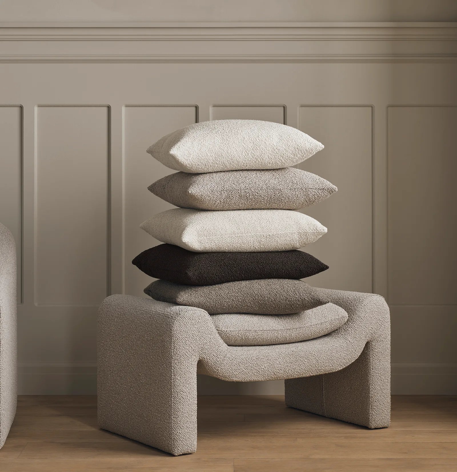 Mielo footstool