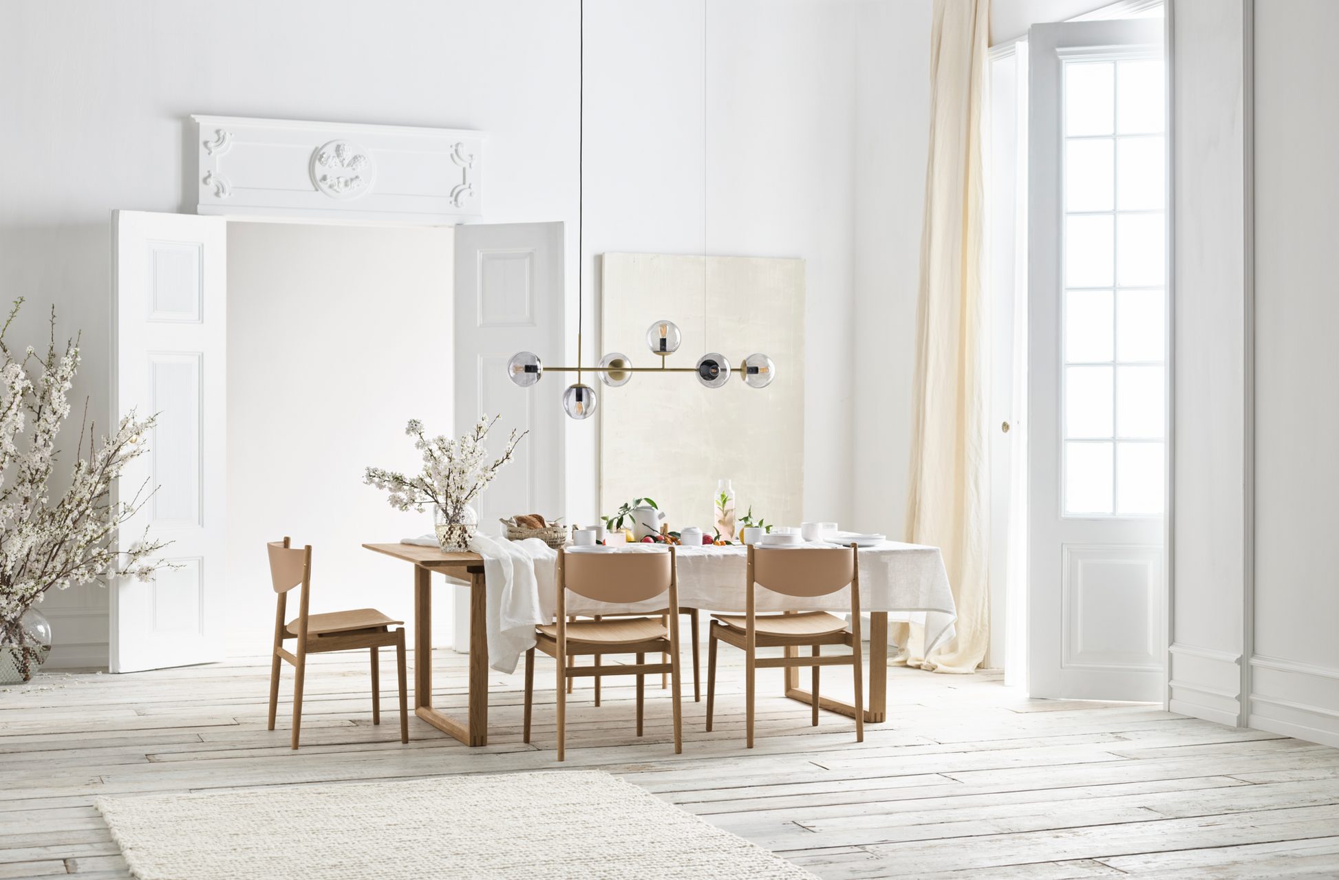 Nord Dining Table