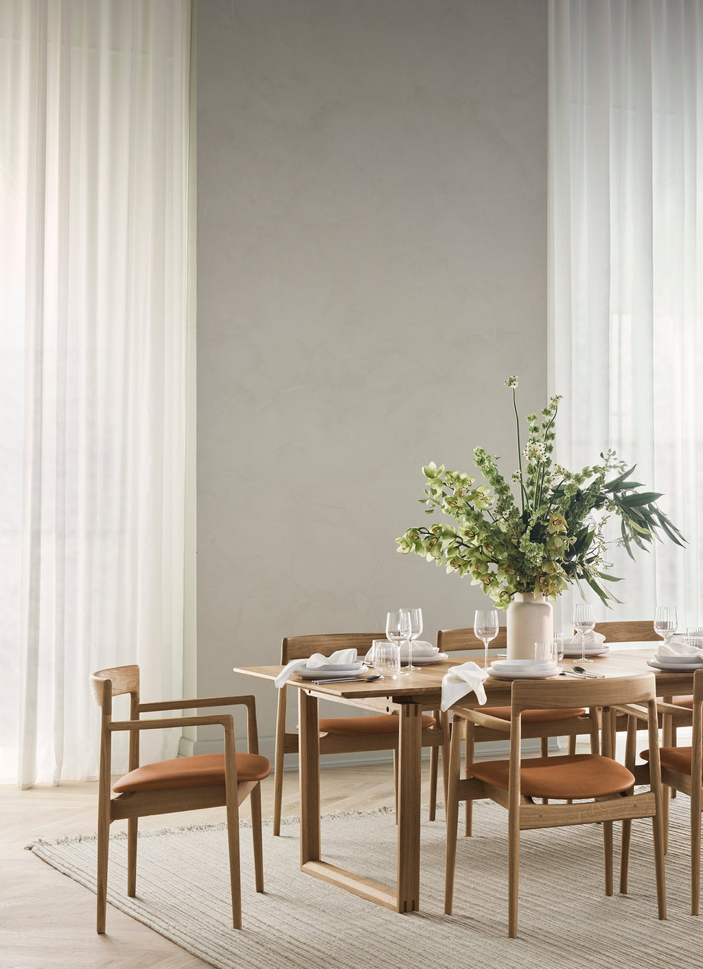 Nord Dining Table