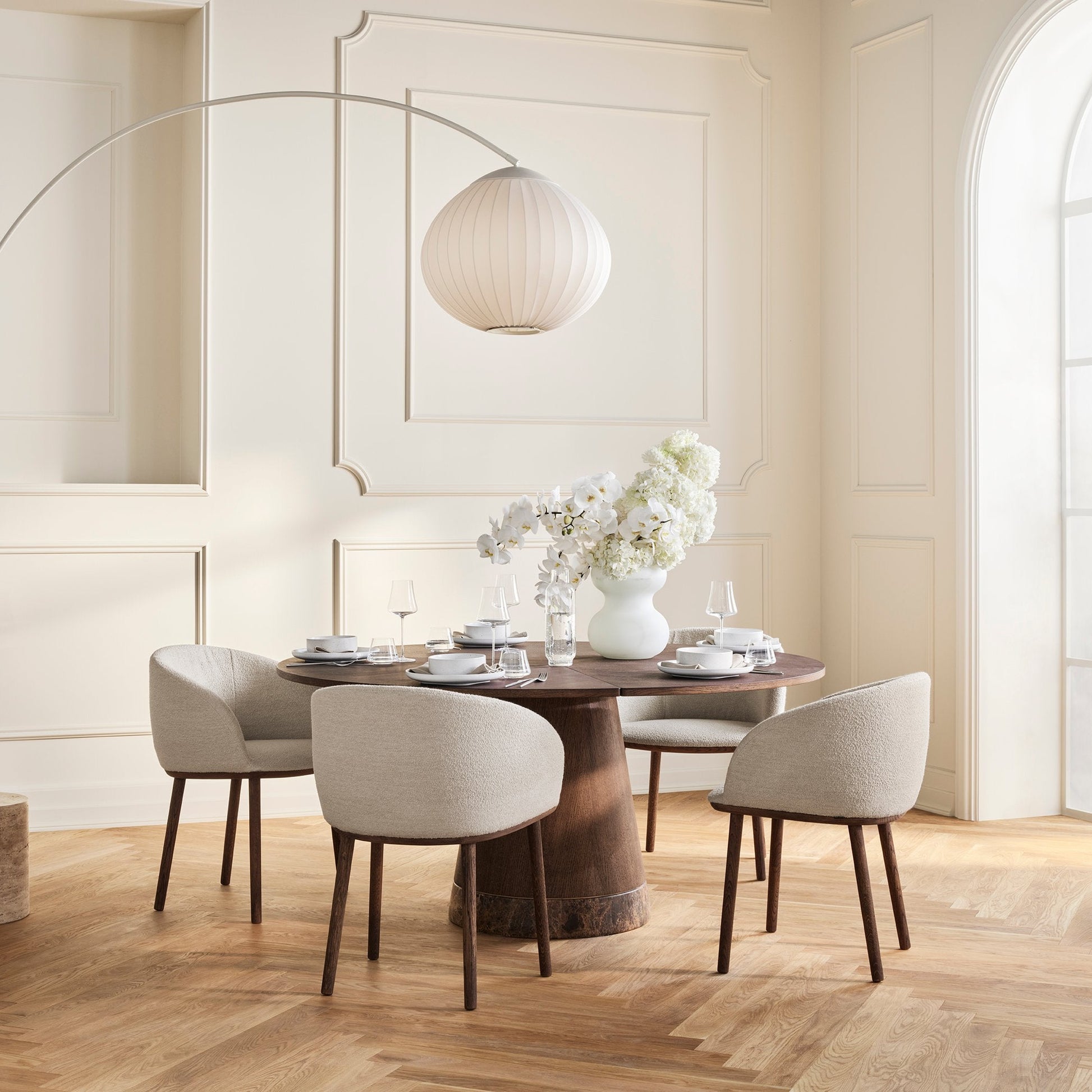 Piro Dining Table / Ø125 cm