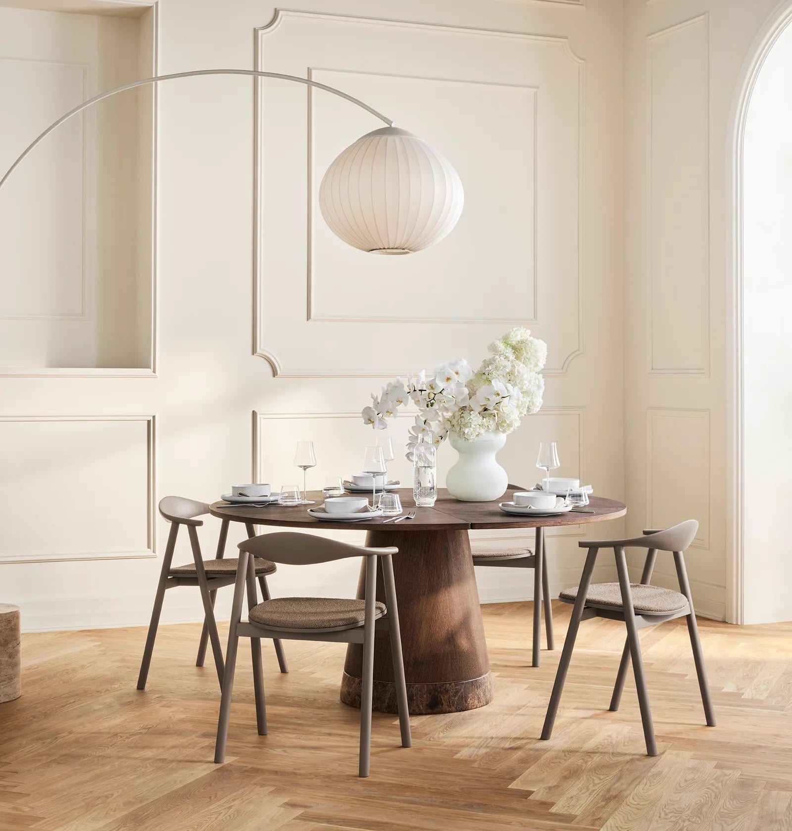 Swing Dining Chair