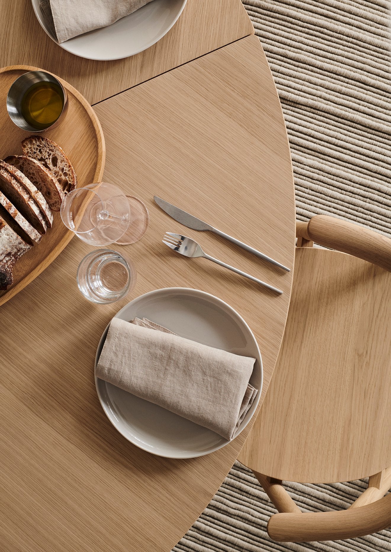 Piro Dining Table / Ø125 cm