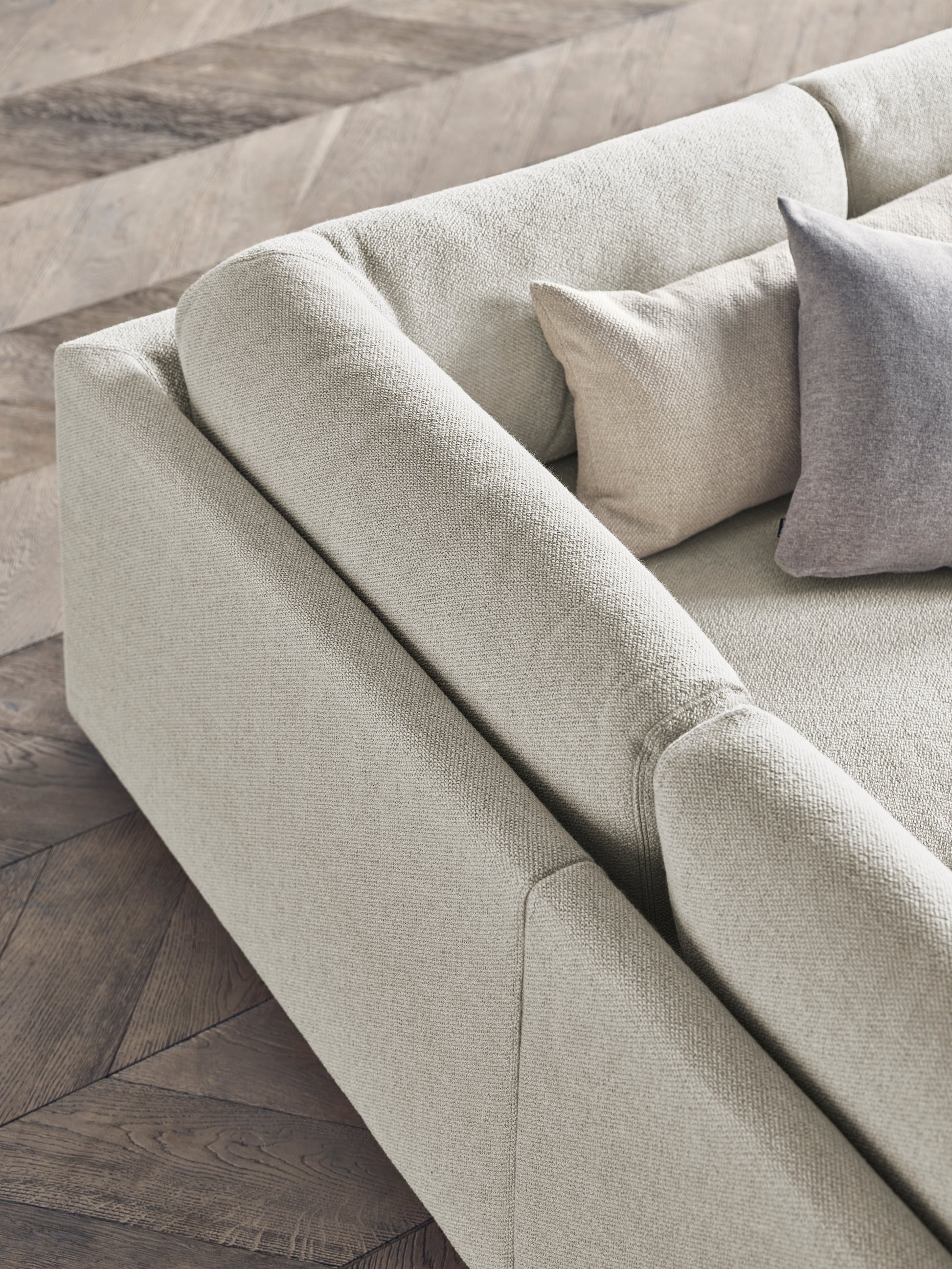Sepia - 3 seater sofa / with chaise longue right